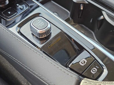 2025 Volvo XC90 Core