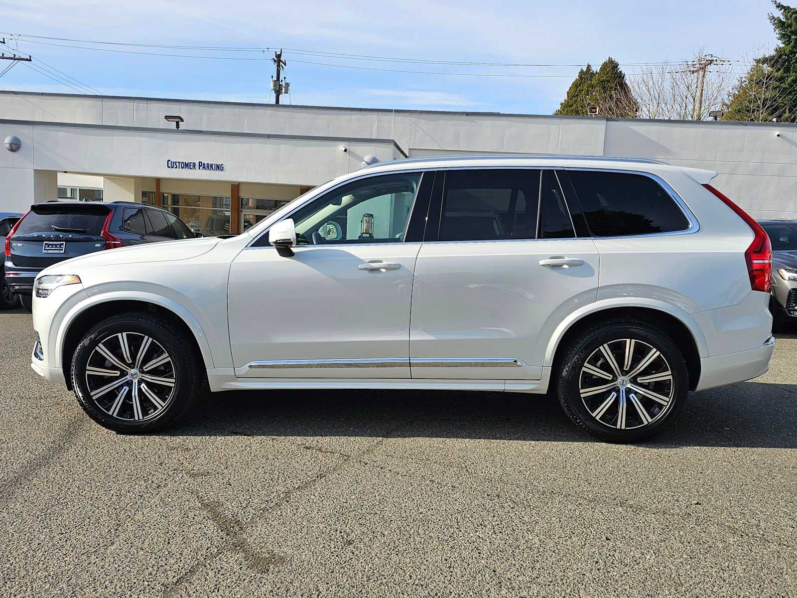 2025 Volvo XC90 Core