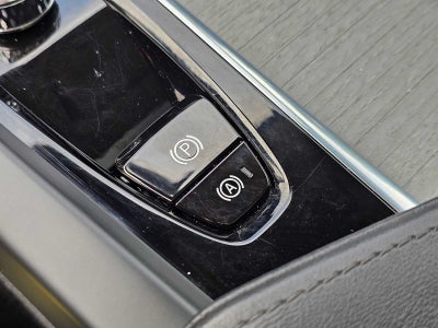 2025 Volvo XC60 Plus
