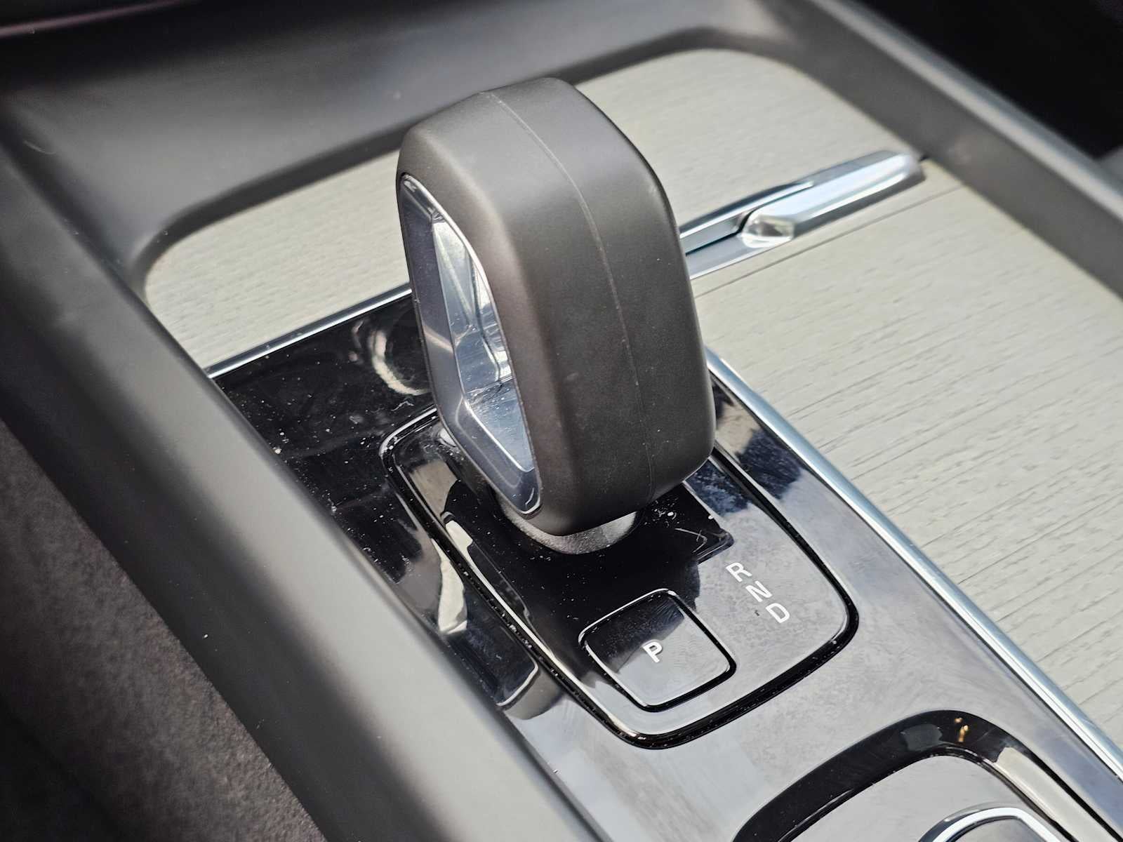 2025 Volvo XC60 Plus
