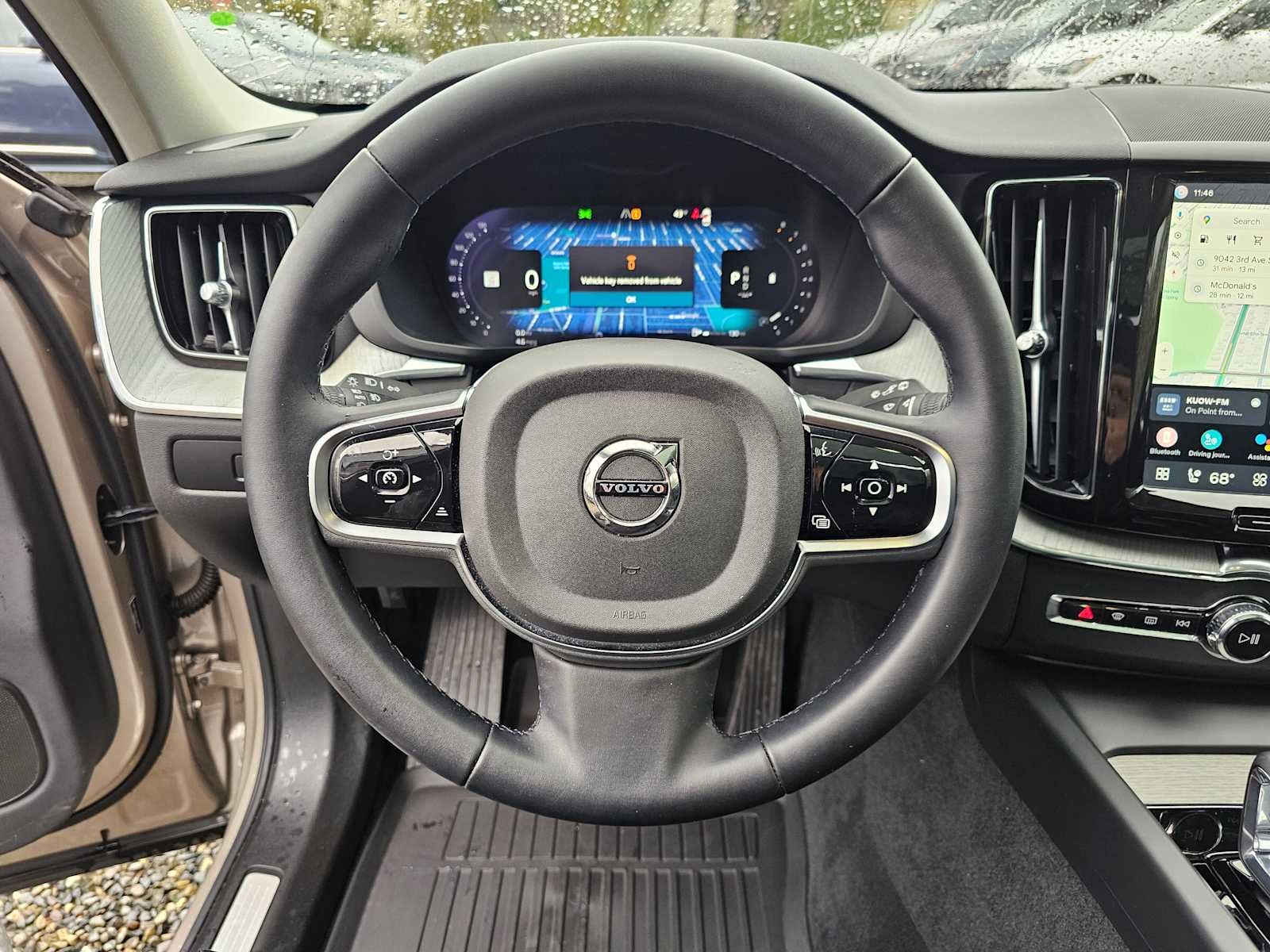 2025 Volvo XC60 Plus