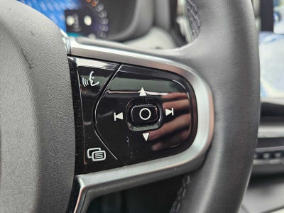 2025 Volvo XC60 Plus