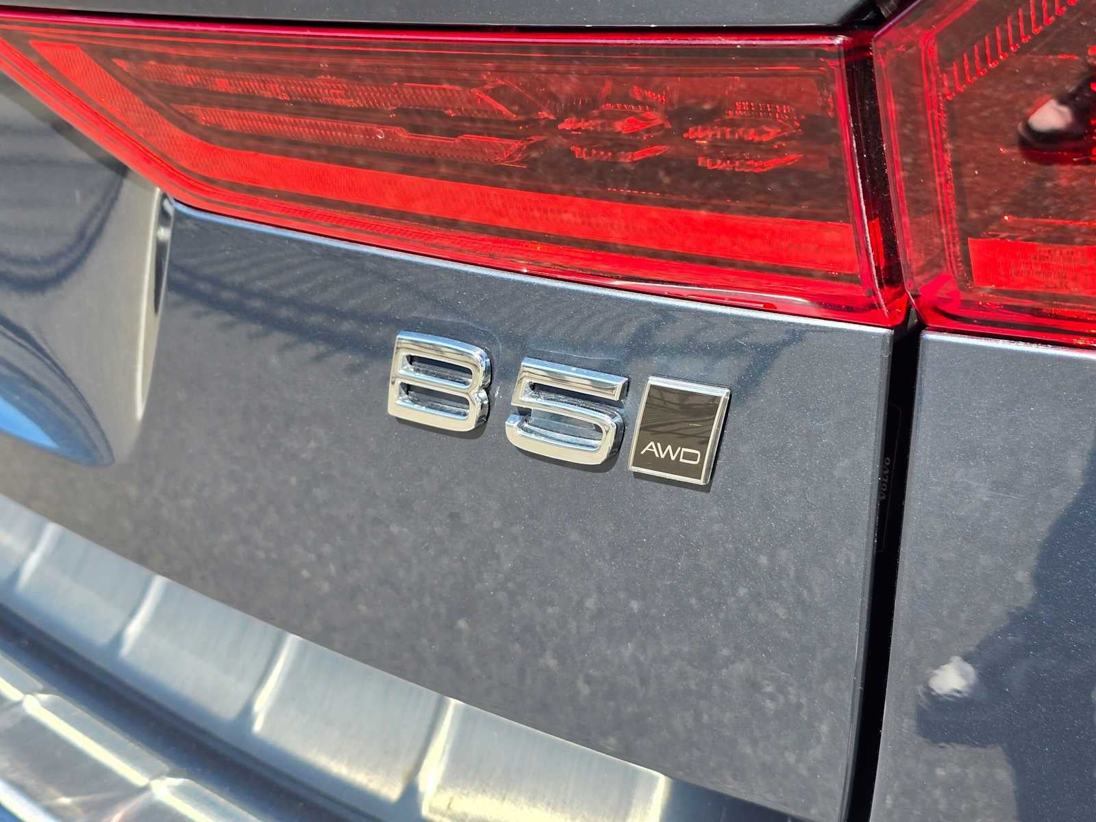 2026 Volvo XC60 Plus