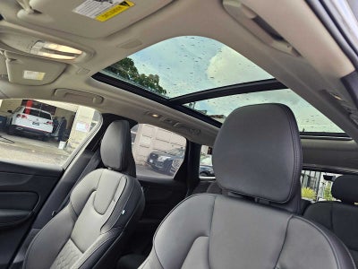 2026 Volvo XC60 Plus