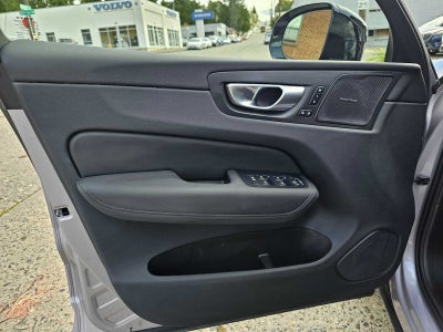 2026 Volvo XC60 Plus