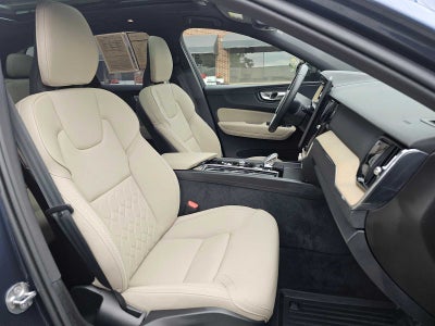 2026 Volvo XC60 Plus