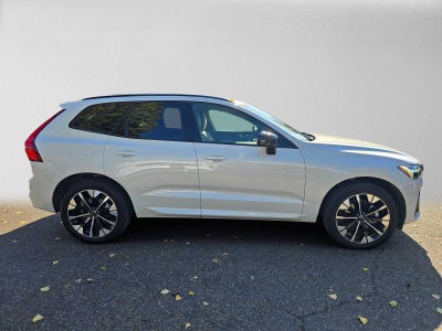 2026 Volvo XC60 Plus