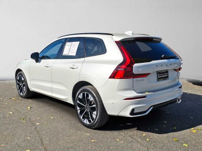 2026 Volvo XC60 Plus