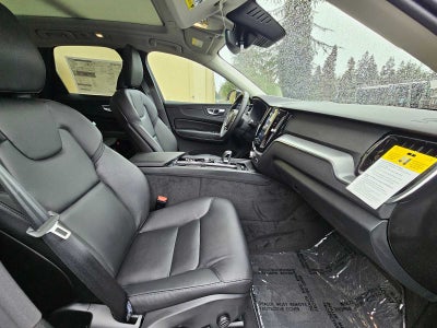 2025 Volvo XC60 Core