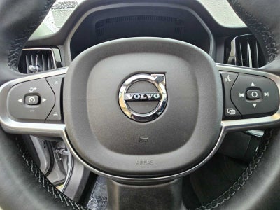 2025 Volvo XC60 Core