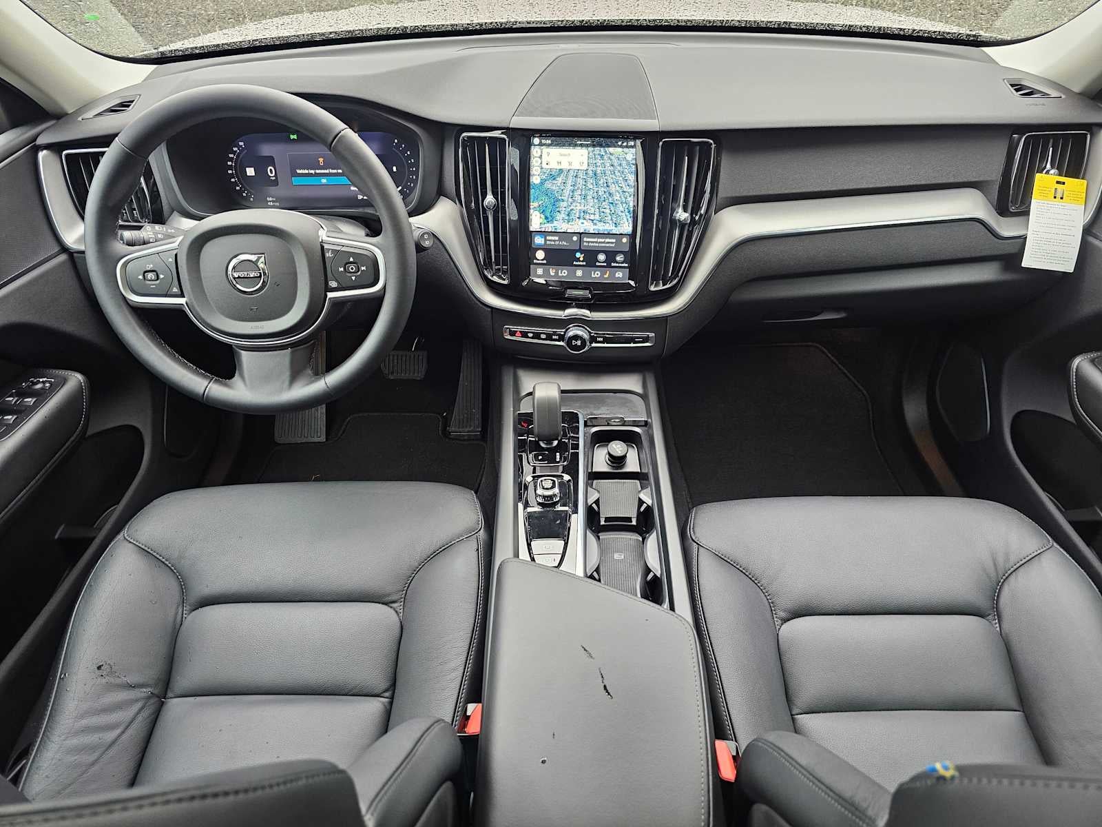 2025 Volvo XC60 Core