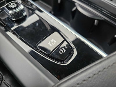 2025 Volvo XC60 Core