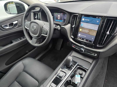 2025 Volvo XC60 Core