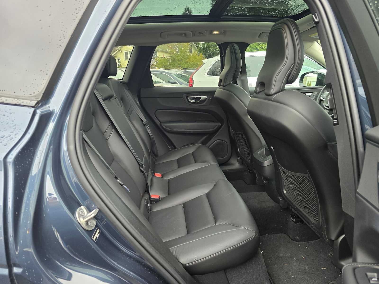 2025 Volvo XC60 Core