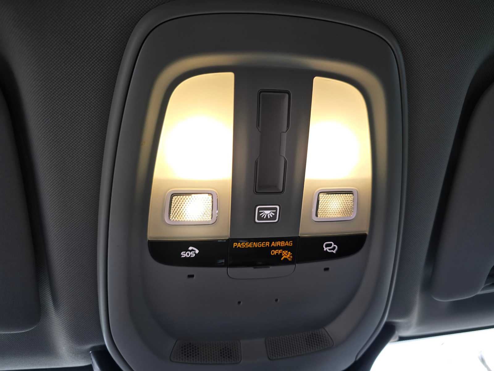 2025 Volvo XC60 Core