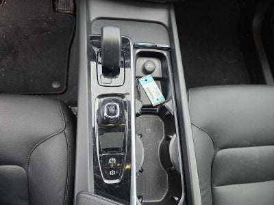 2025 Volvo XC60 Core