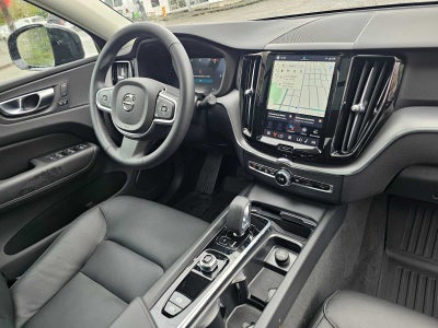2025 Volvo XC60 Core