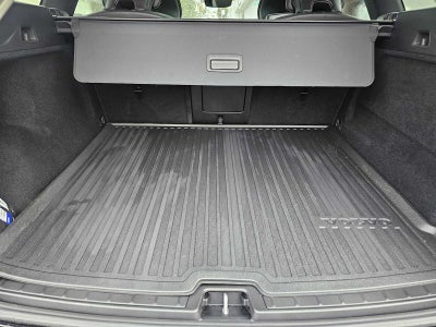 2025 Volvo XC60 Core