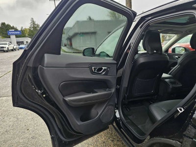 2025 Volvo XC60 Core
