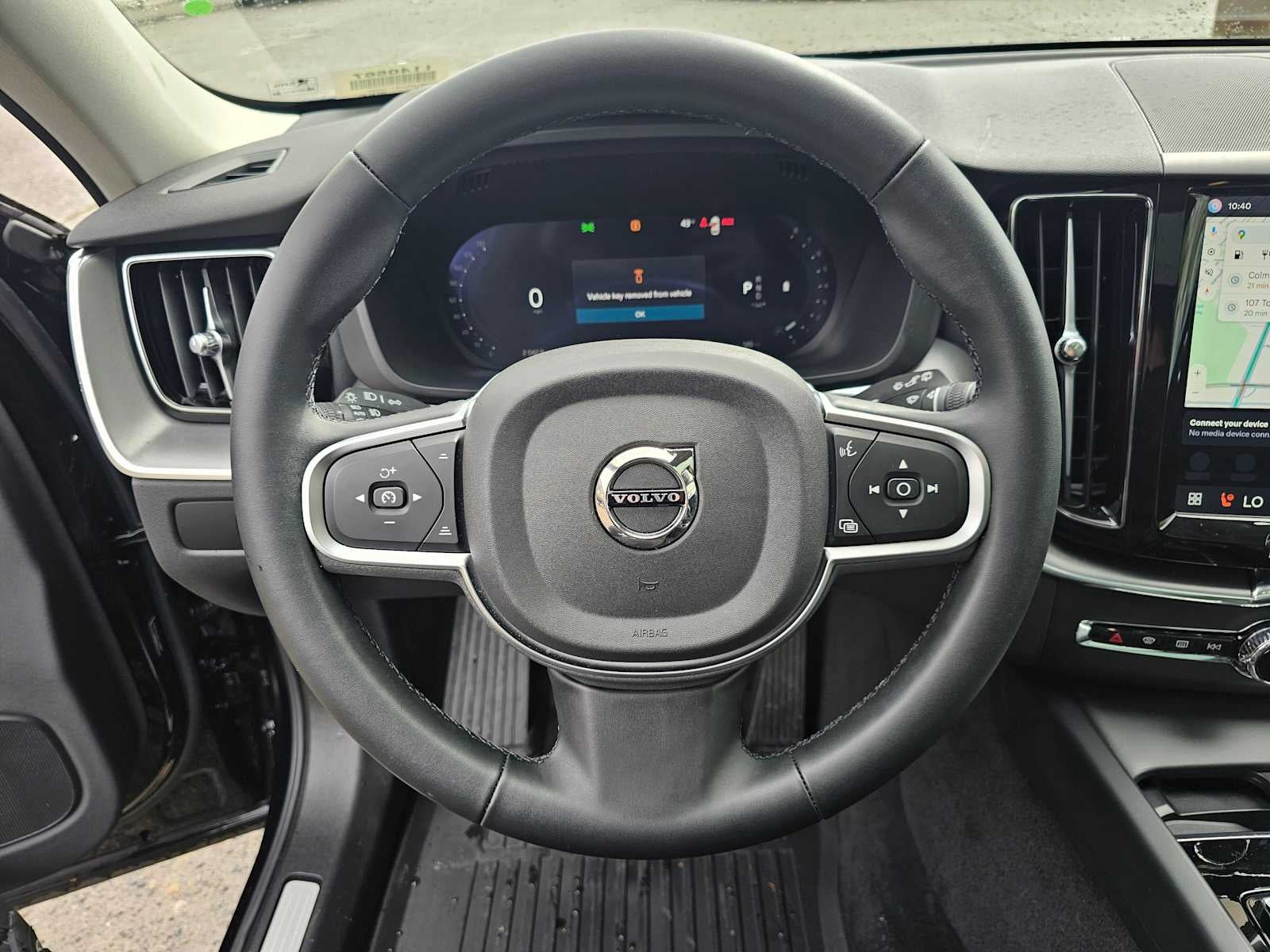 2025 Volvo XC60 Core