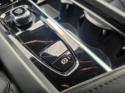 2025 Volvo XC60 Core