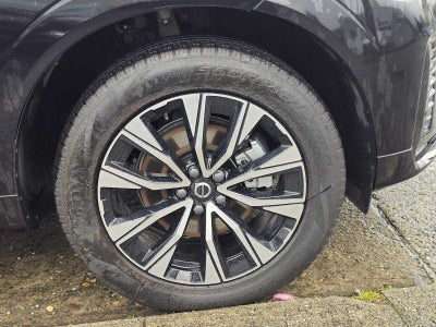 2025 Volvo XC60 Core
