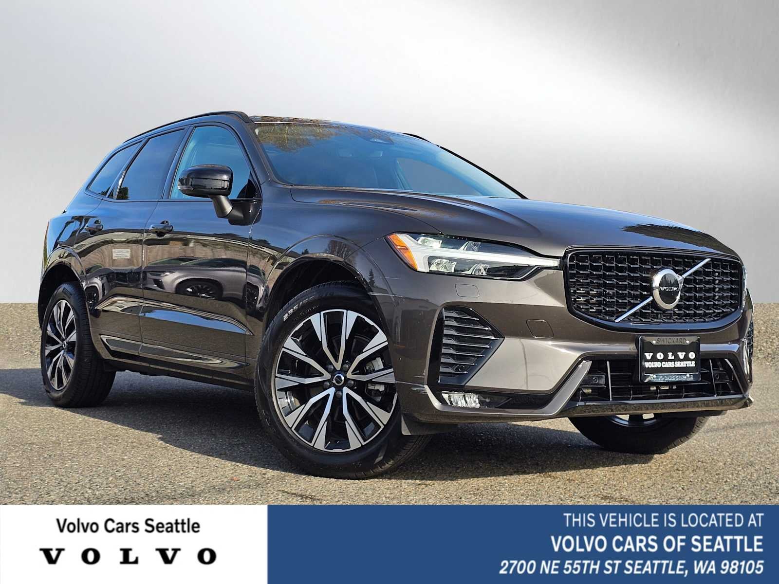 2025 Volvo XC60 Core