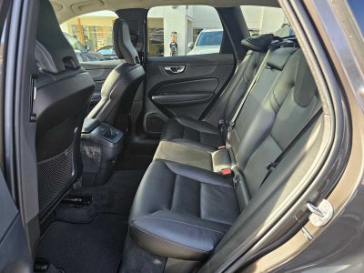 2025 Volvo XC60 Core
