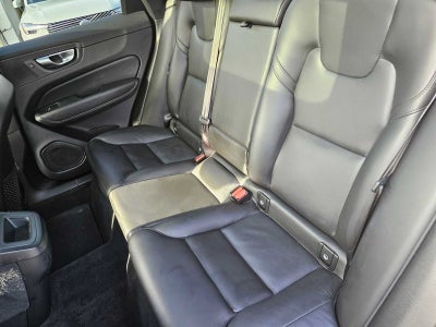 2025 Volvo XC60 Core