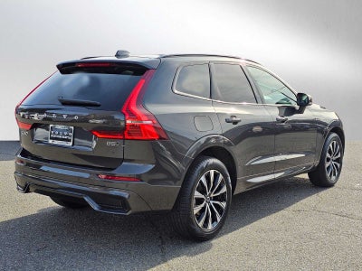 2025 Volvo XC60 Core