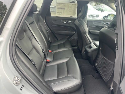 2025 Volvo XC60 Core