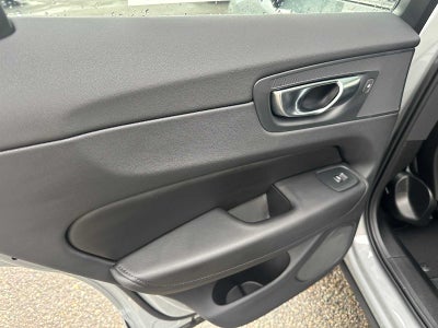 2025 Volvo XC60 Core