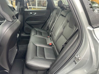 2025 Volvo XC60 Core