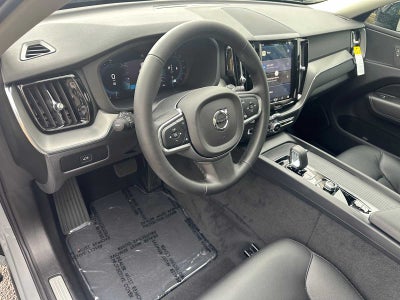 2025 Volvo XC60 Core