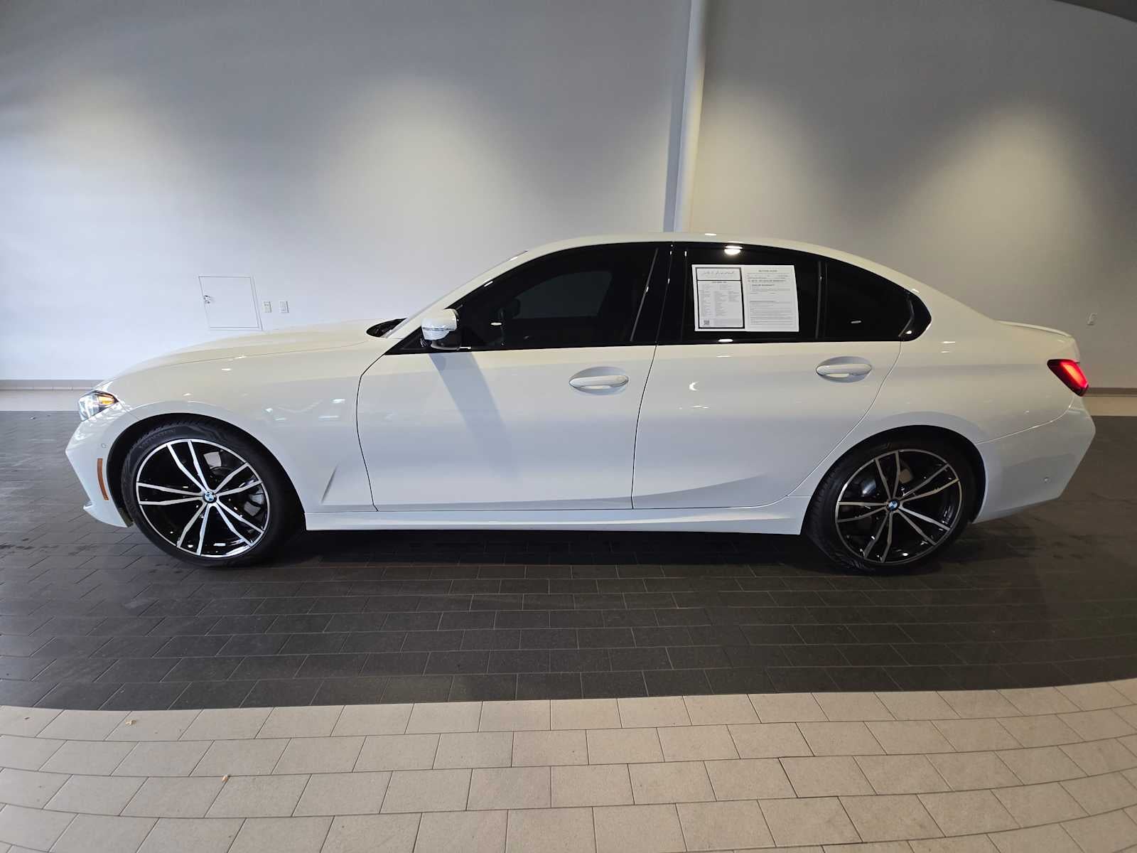 2023 BMW 330i 330i