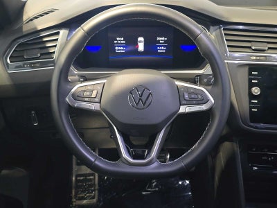 2023 Volkswagen Tiguan SE R-Line Black