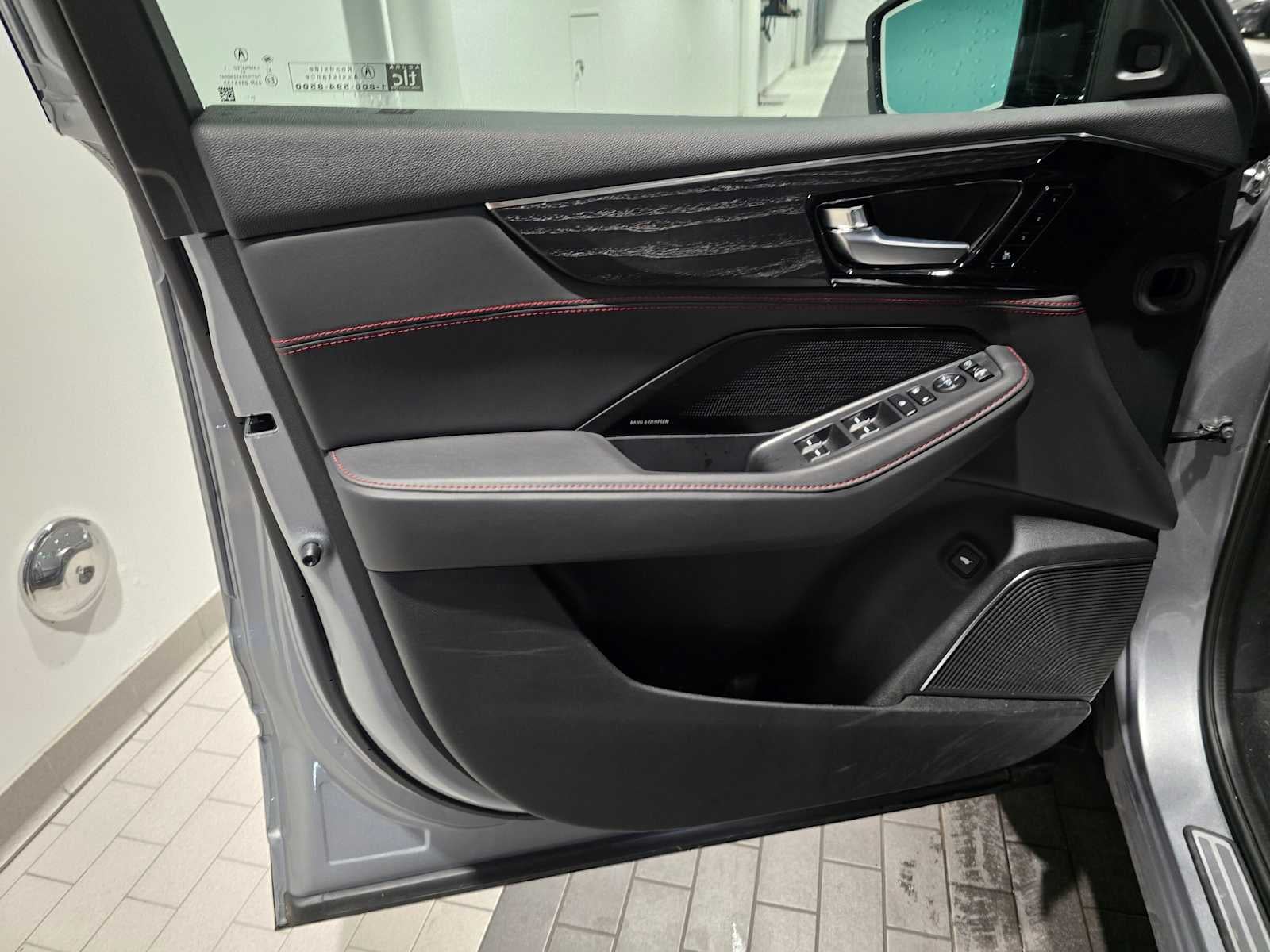 2025 Acura MDX Type S w/Advance Package