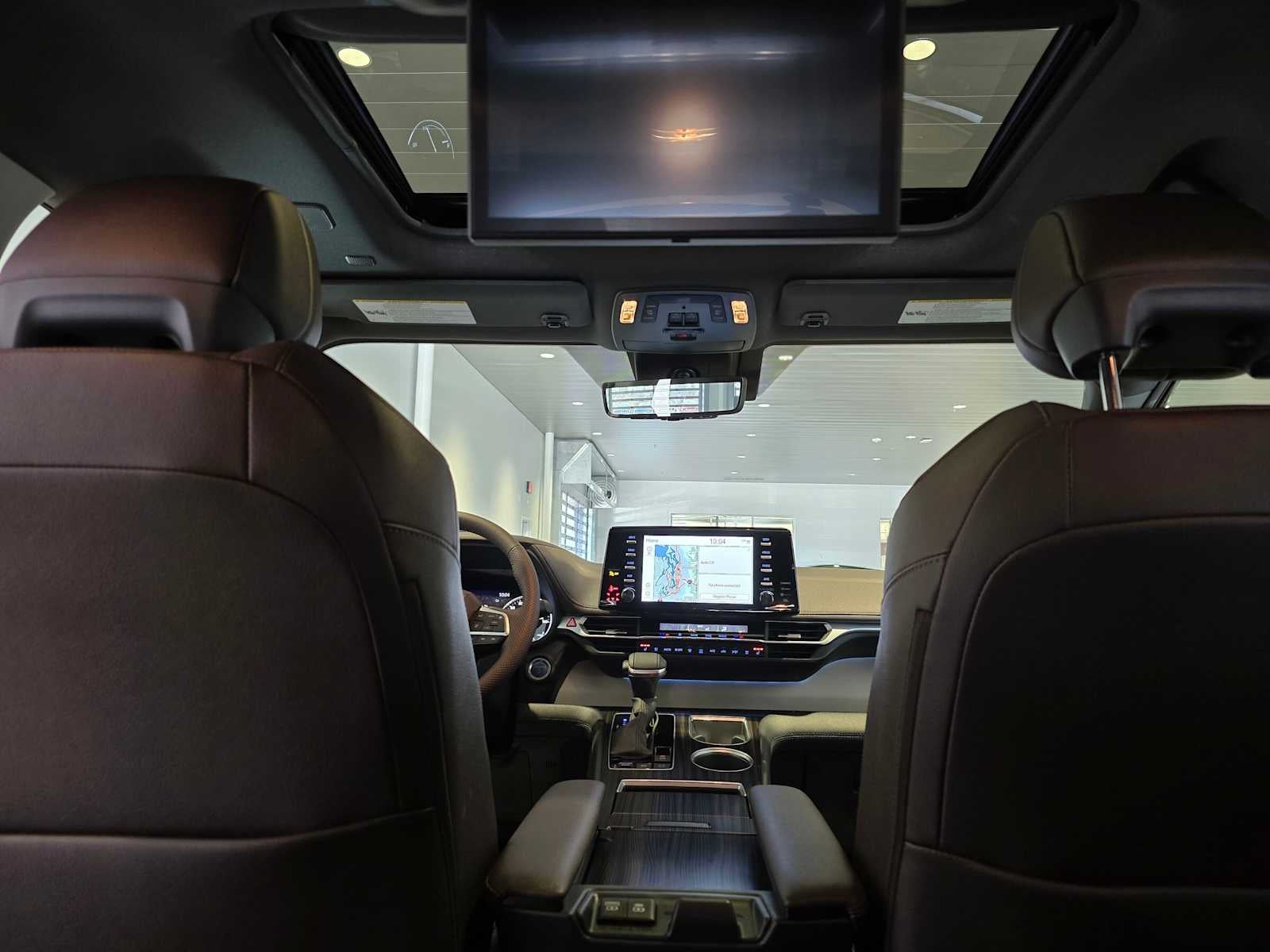 2023 Toyota Sienna Platinum