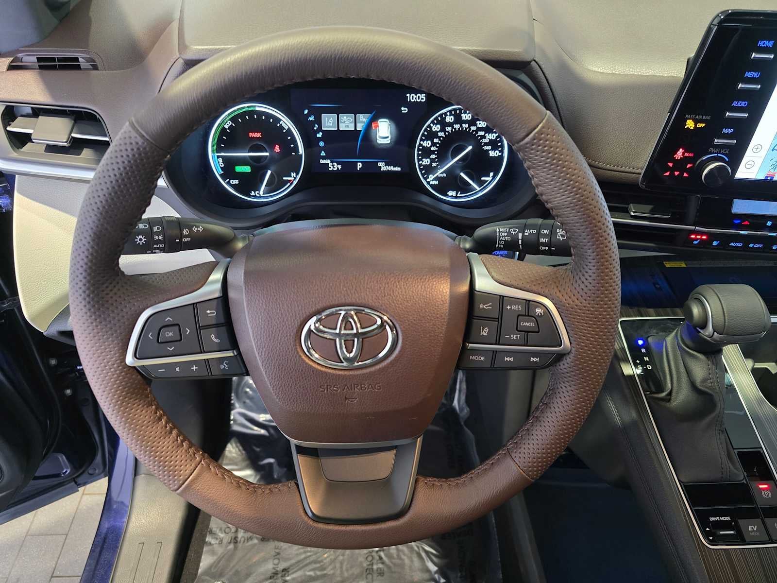 2023 Toyota Sienna Platinum