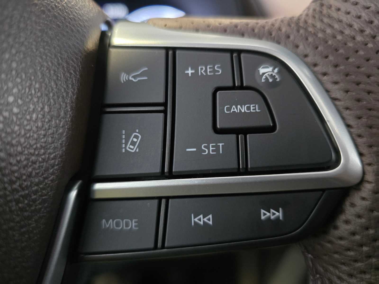 2023 Toyota Sienna Platinum