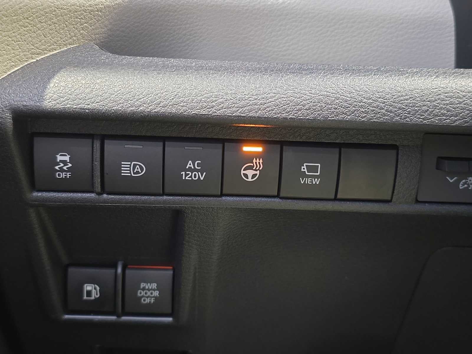 2023 Toyota Sienna Platinum