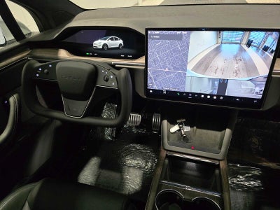 2023 Tesla Model X Standard Range