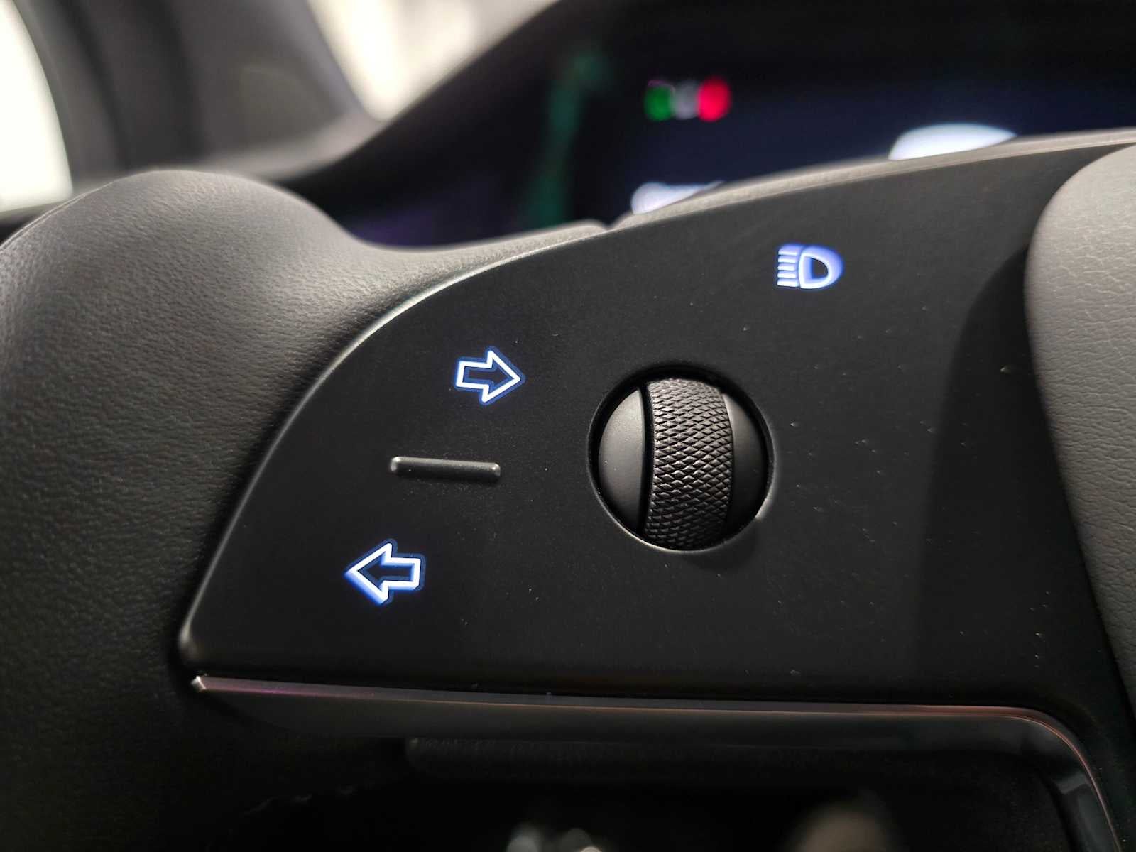 2023 Tesla Model X Standard Range