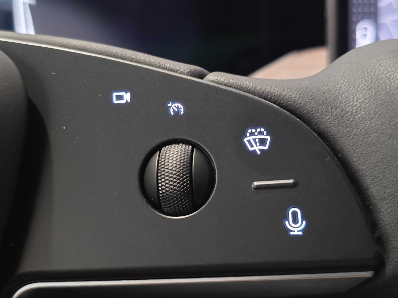 2023 Tesla Model X Standard Range