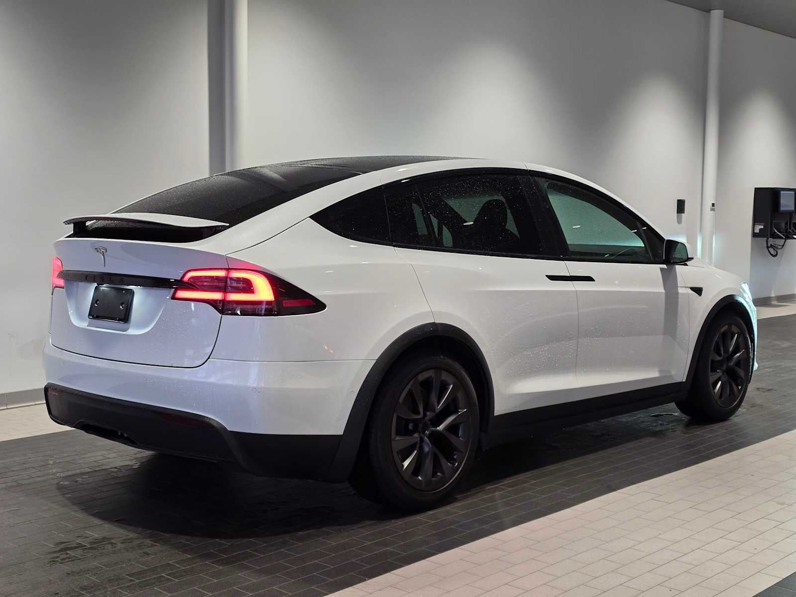2023 Tesla Model X Standard Range