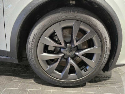 2023 Tesla Model X Standard Range