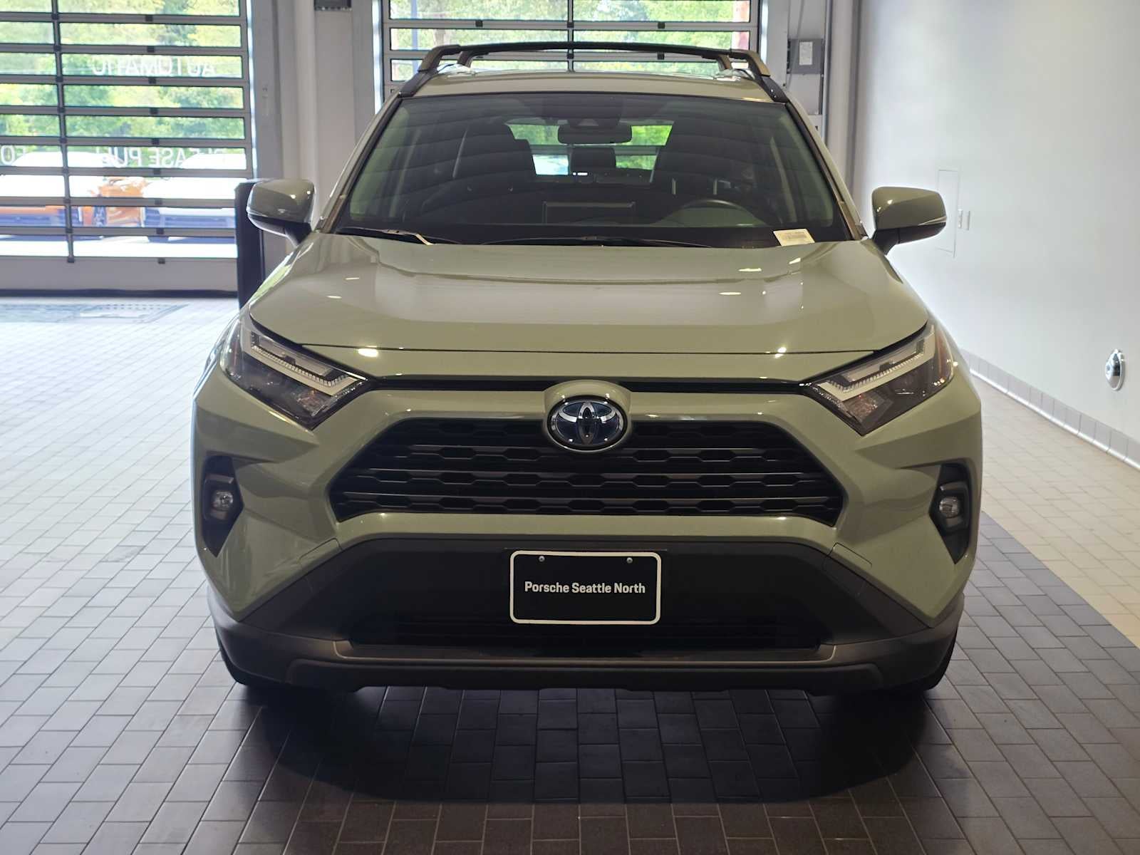 2023 Toyota RAV4 Hybrid XLE Premium