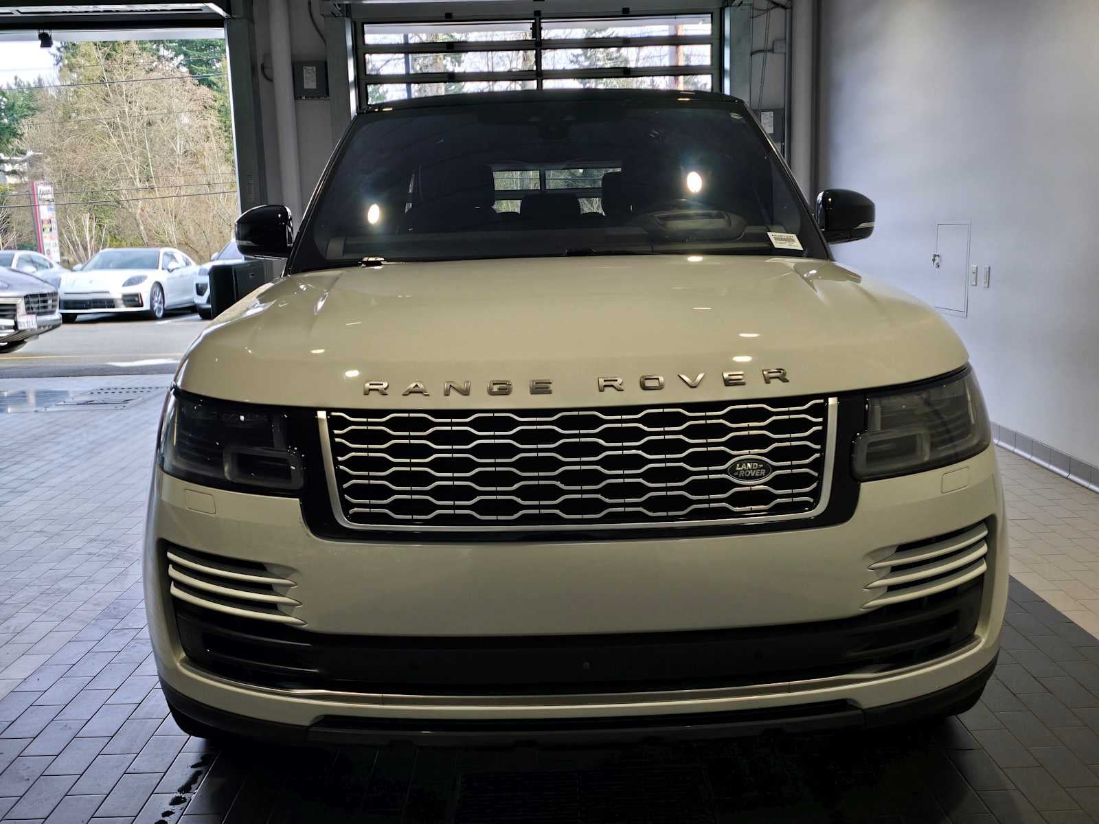 2019 Land Rover Range Rover Base