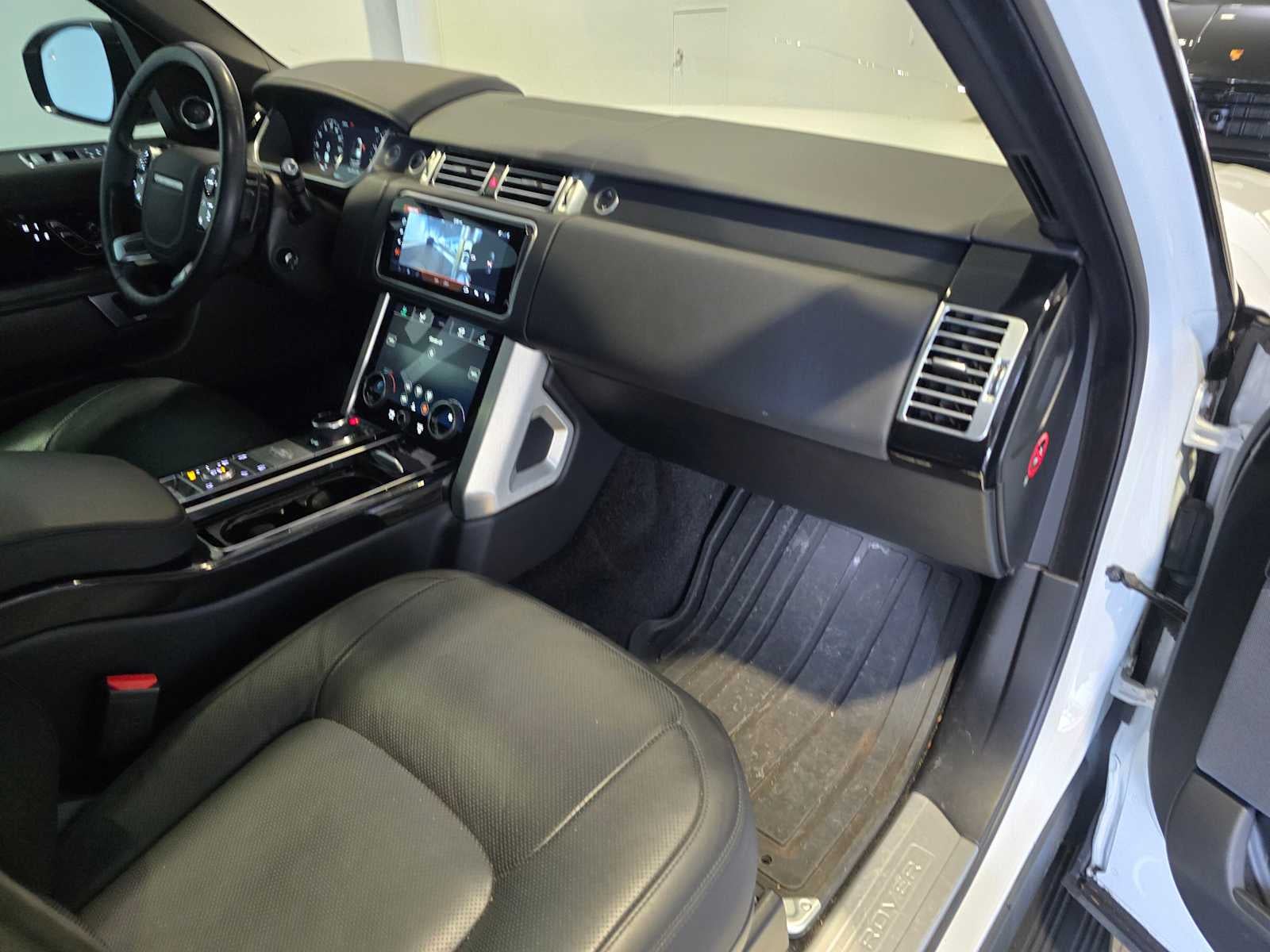 2019 Land Rover Range Rover Base
