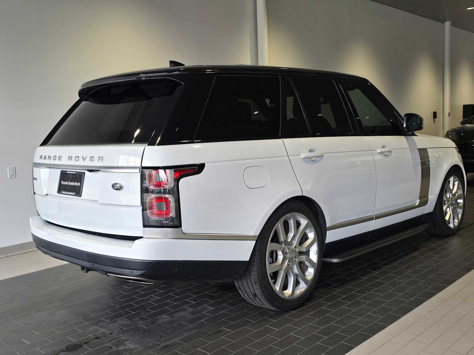 2019 Land Rover Range Rover Base